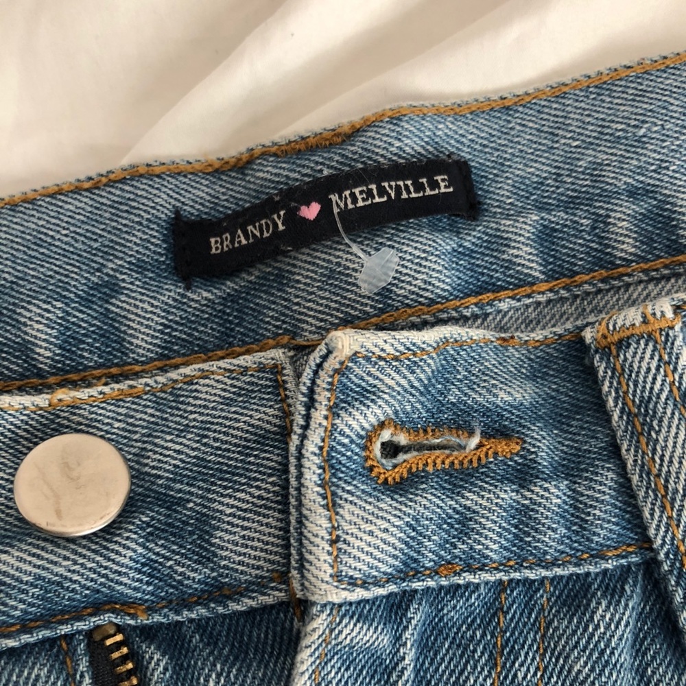 brandy melville destroyed boyfriend jeans